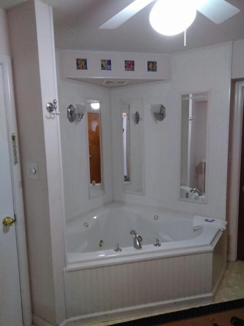 The Cardinal Inn image 48